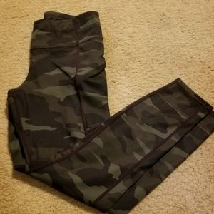 Athleta ultimate camo leggings
